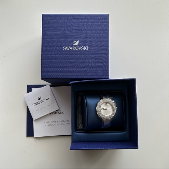 ✨NIB✨Swarovski Crystal Rose Watch - Picture 5 of 13